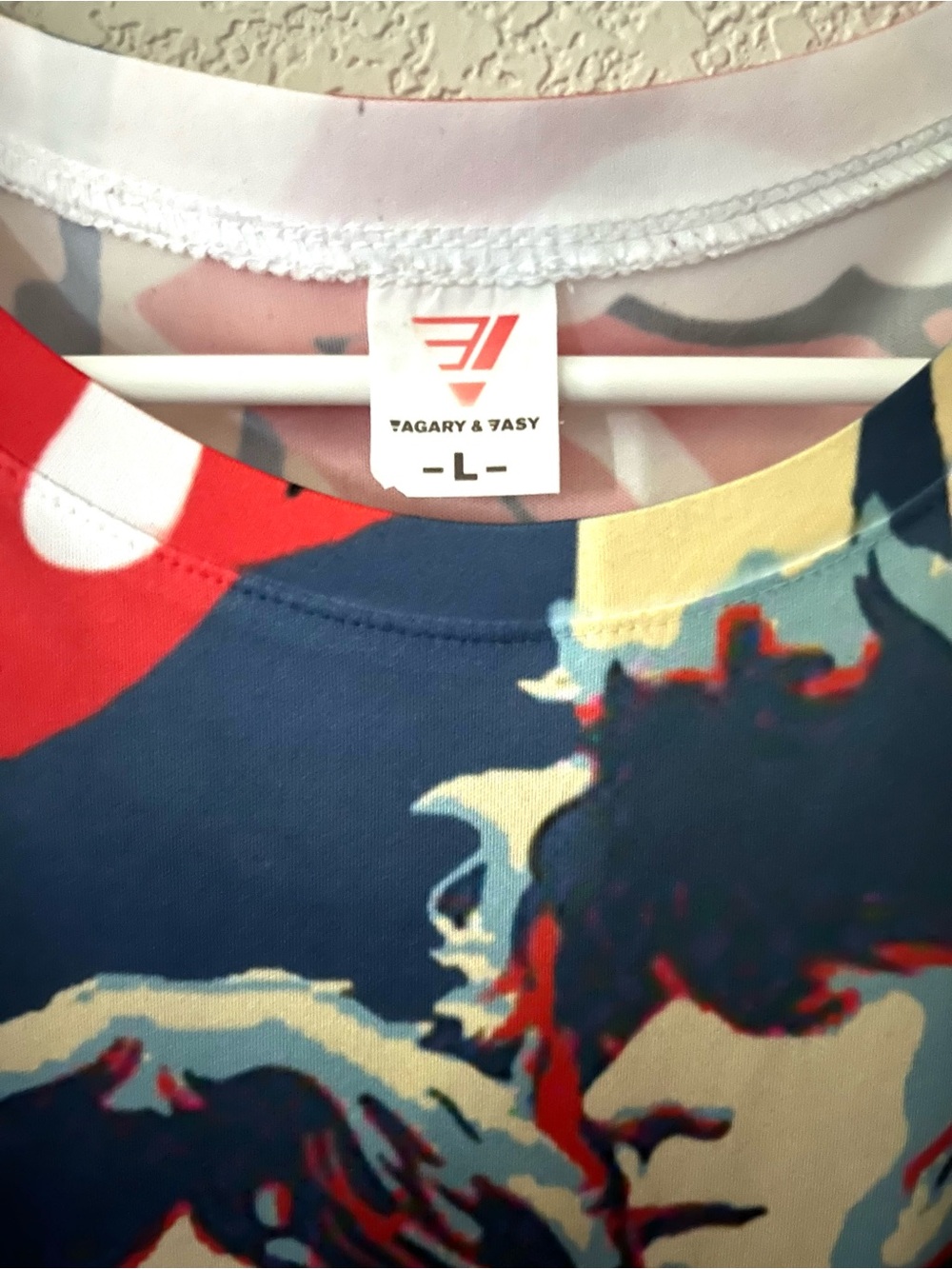 Graphic Rolling Stones Short Sleeve Tee in Navy, Red & Cream - Band Art - Picture 3 of 6